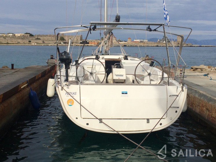 Bavaria 46 Cruiser - Yacht Charter Sailica