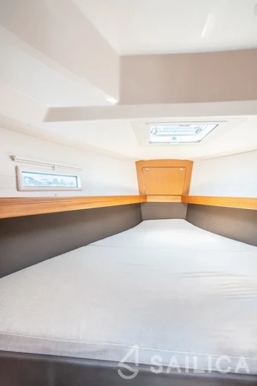 Bavaria 41 Cruiser - Yacht Charter Sailica