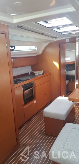 Bavaria 41 Cruiser - Yacht Charter Sailica