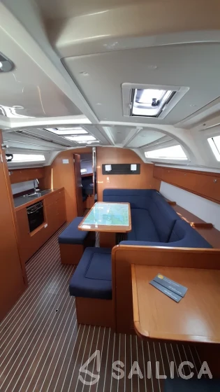 Bavaria 41 Cruiser - Yacht Charter Sailica