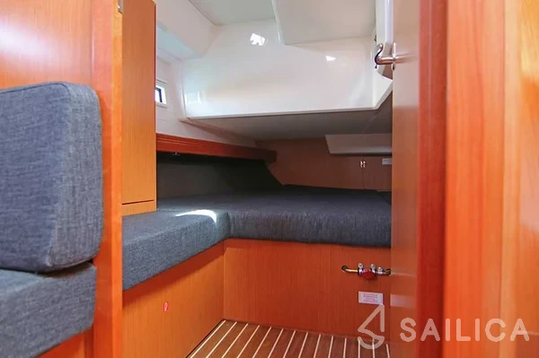 Bavaria 41 Cruiser - Yacht Charter Sailica