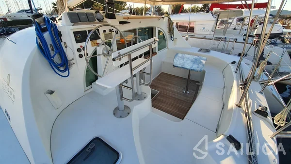 Lagoon 38 - Yacht Charter Sailica