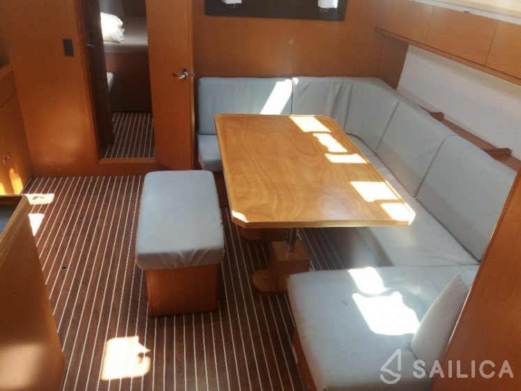 Bavaria 46 Cruiser - Yacht Charter Sailica