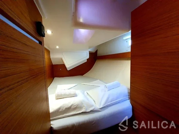 Elan 50 Impression - Yacht Charter Sailica