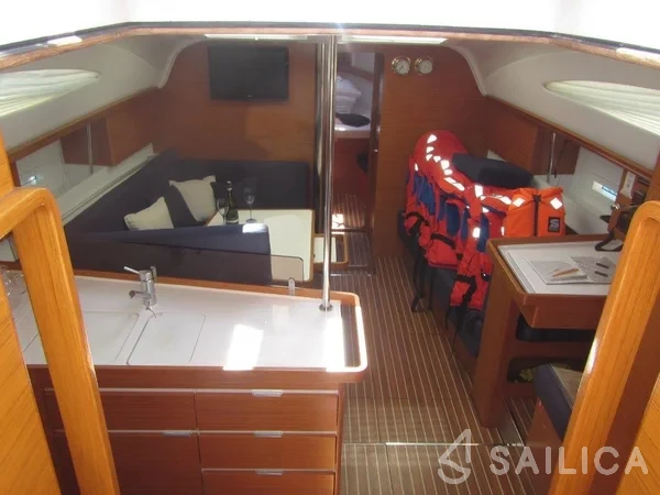 Elan 444 Impression - Yacht Charter Sailica