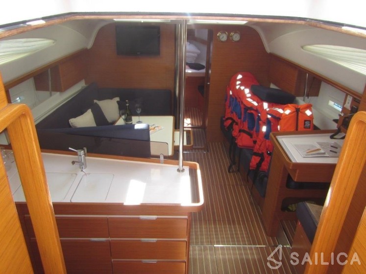 Elan 444 Impression - Yacht Charter Sailica