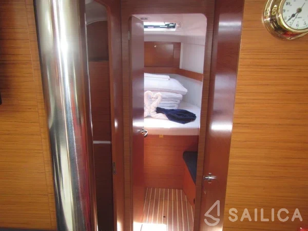 Elan 444 Impression - Yacht Charter Sailica