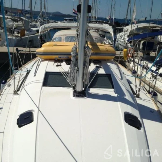 Elan 444 Impression - Yacht Charter Sailica