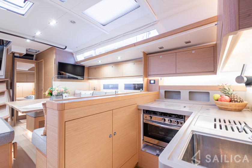 Dufour 530 - Yacht Charter Sailica