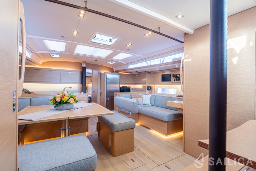 Dufour 530 - Yacht Charter Sailica