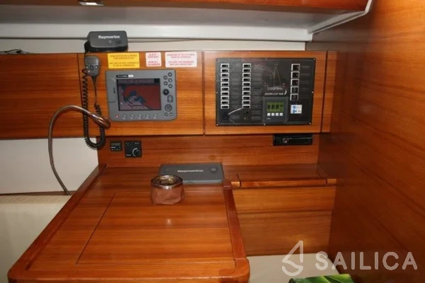 Salona 44 - Yacht Charter Sailica