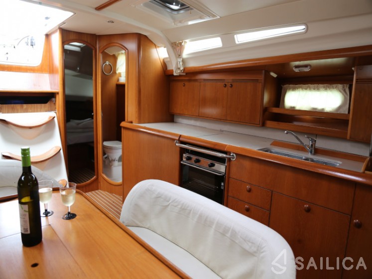Sun Odyssey 45 - Yacht Charter Sailica
