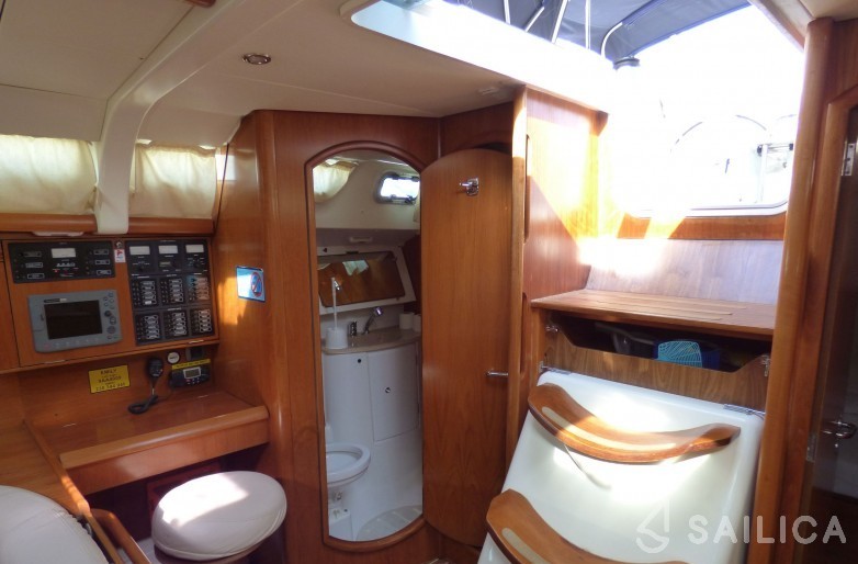 Sun Odyssey 45 - Yacht Charter Sailica