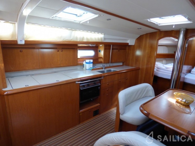 Sun Odyssey 45 - Yacht Charter Sailica