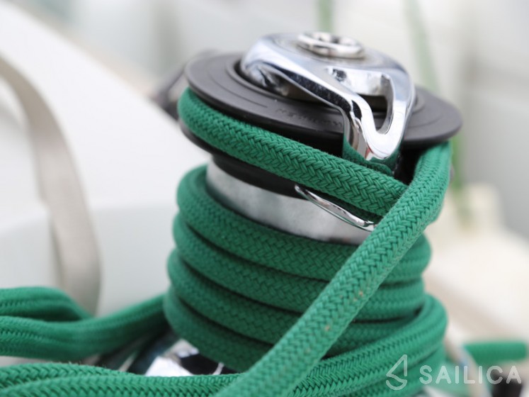 Sun Odyssey 45 - Yacht Charter Sailica