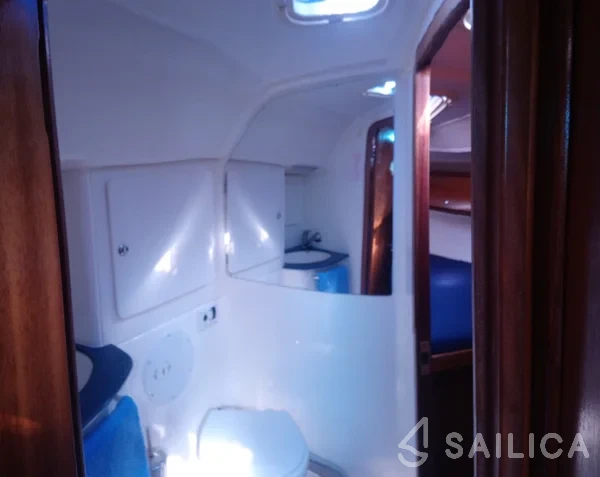 Bavaria 36 Cruiser - Yacht Charter Sailica