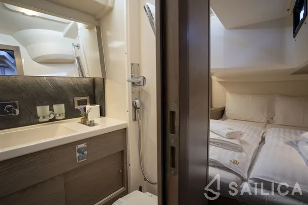 Hanse 548 - Yacht Charter Sailica
