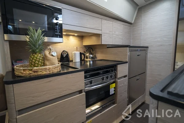 Hanse 548 - Yacht Charter Sailica
