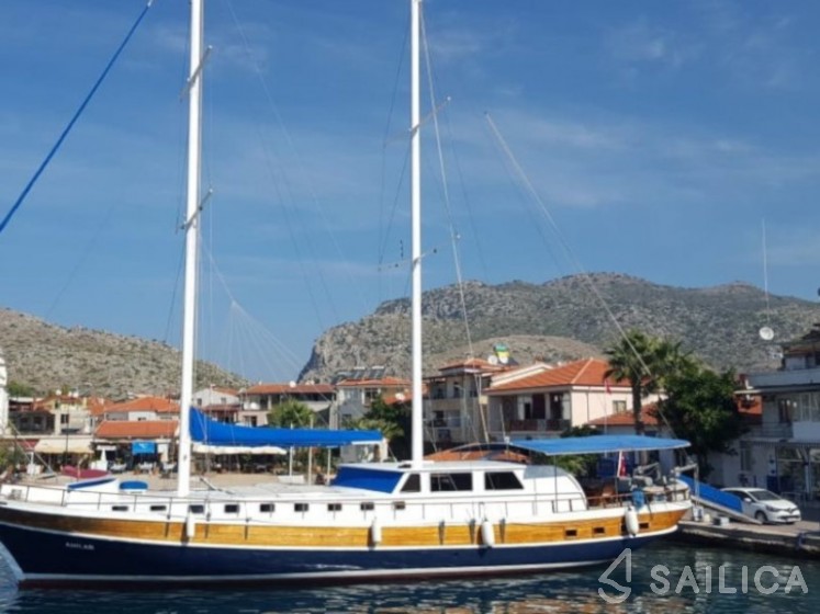 Gulet - Yacht Charter Sailica