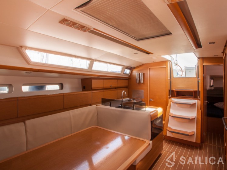 Sun Odyssey 439 - Yacht Charter Sailica