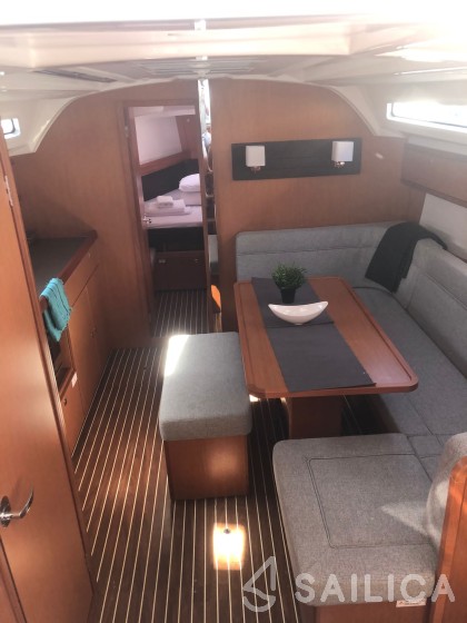 Bavaria 41 Cruiser - Yacht Charter Sailica