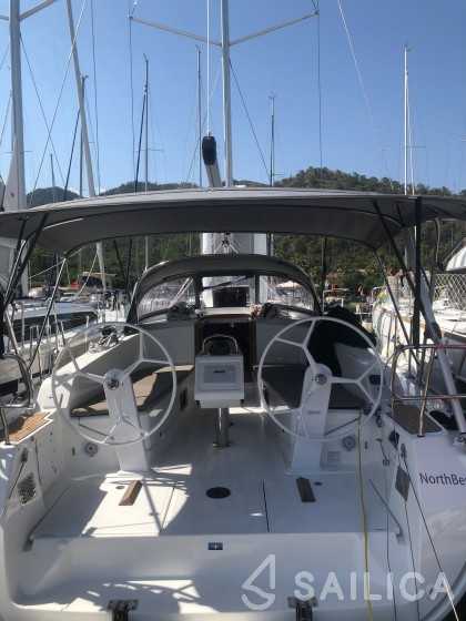 Bavaria Cruiser 41 - Yacht Charter Sailica