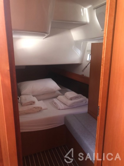 Bavaria Cruiser 41 - Yacht Charter Sailica