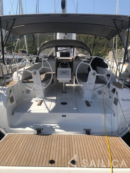 Bavaria 41 Cruiser - Yacht Charter Sailica