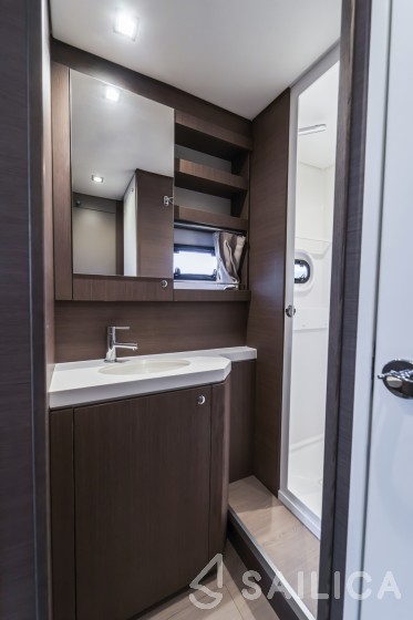 Bali 5.4. - Yacht Charter Sailica