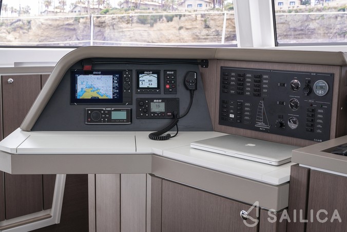 Bali 5.4. - Yacht Charter Sailica