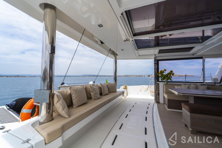 Bali 5.4. - Yacht Charter Sailica