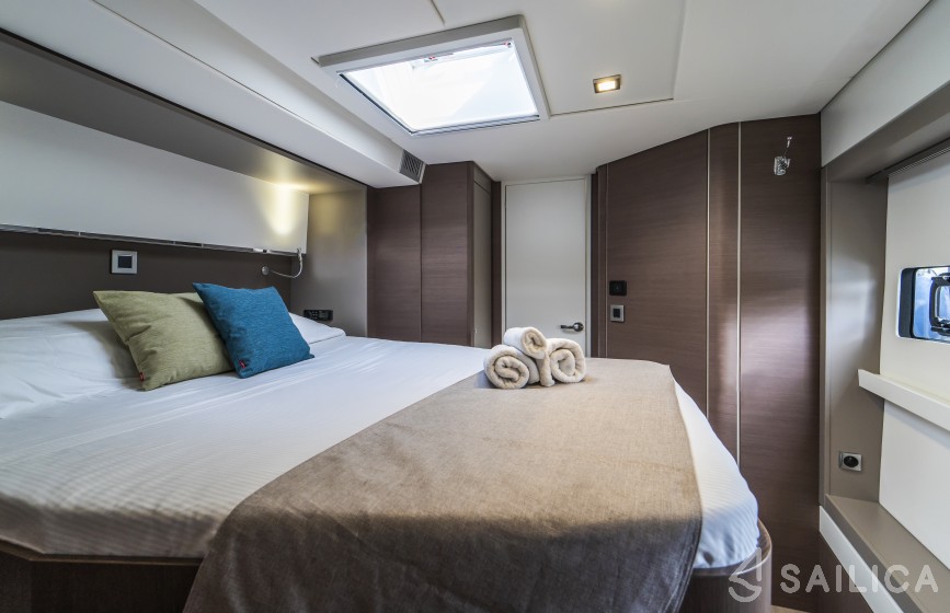 Bali 5.4. - Yacht Charter Sailica