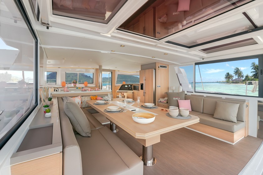 Bali 5.4. - Yacht Charter Sailica