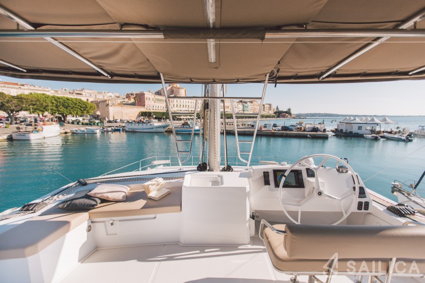 Bali 5.4. - Yacht Charter Sailica