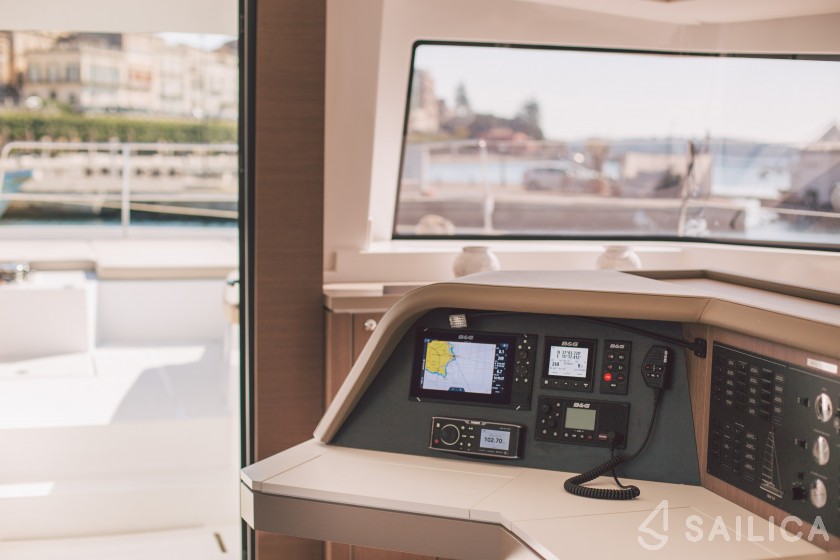 Bali 5.4. - Yacht Charter Sailica