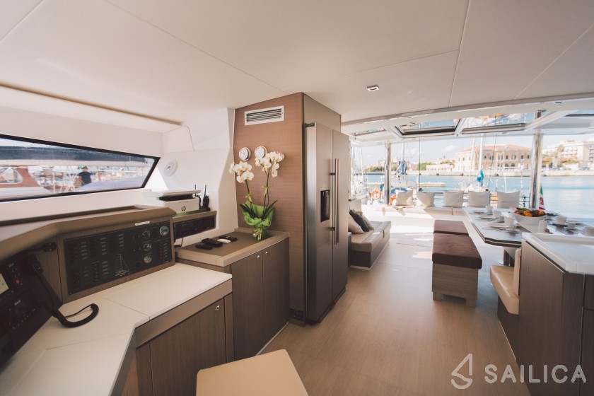 Bali 5.4. - Yacht Charter Sailica