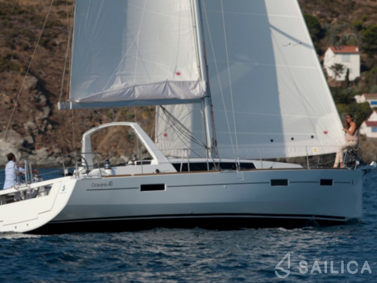 Oceanis 41 - Yacht Charter Sailica