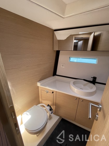 D&D Kufner 54 - Yacht Charter Sailica