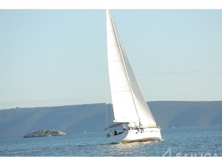 D&D Kufner 54 - Yacht Charter Sailica