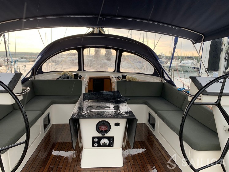 D&D Kufner 54 - Yacht Charter Sailica