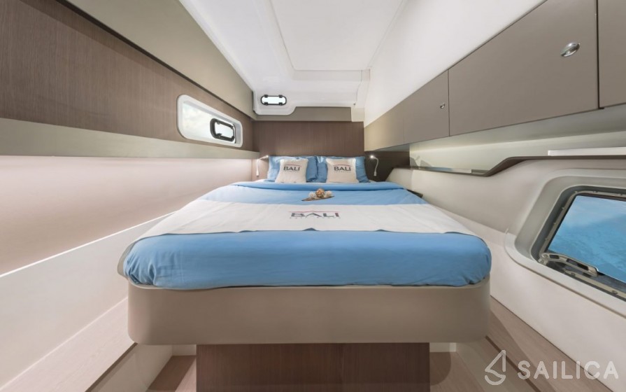 Bali Catspace - Yacht Charter Sailica