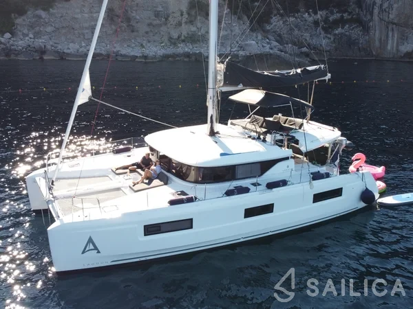 Lagoon 46  - Yacht Charter Sailica
