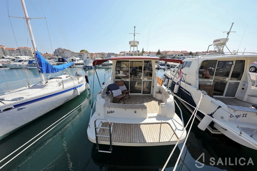 Vektor 950 - Yacht Charter Sailica