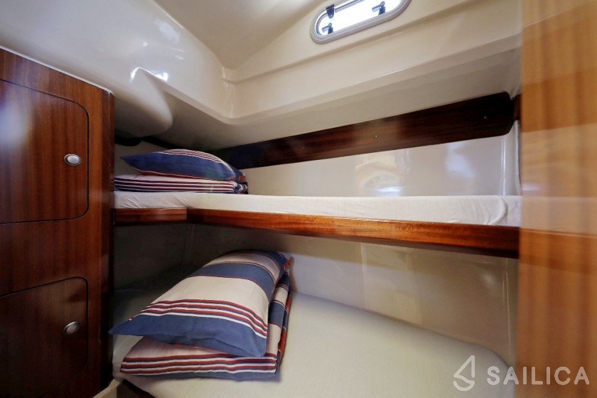 Vektor 950 - Yacht Charter Sailica