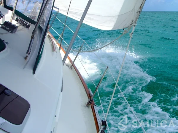 Bavaria 40 Cruiser - Yacht Charter Sailica