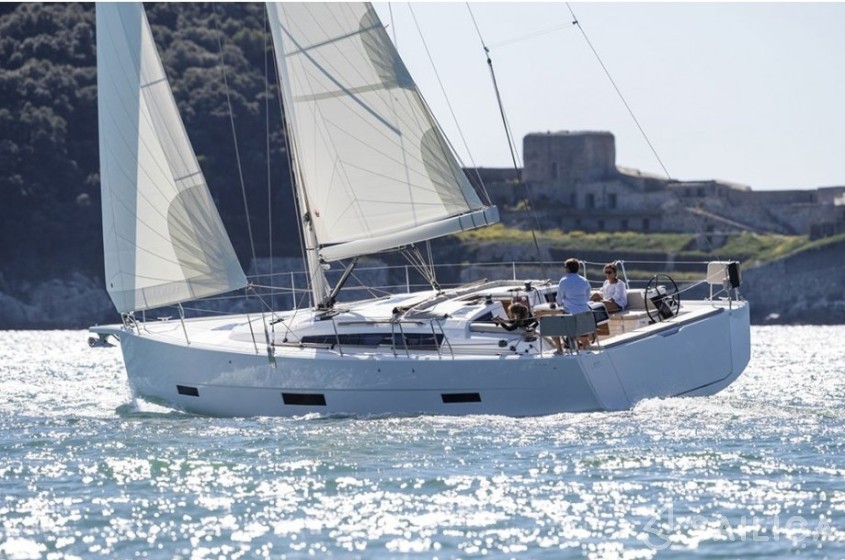 Dufour 430 - Yacht Charter Sailica