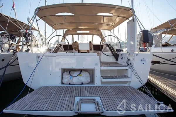 Dufour 430 - Yacht Charter Sailica