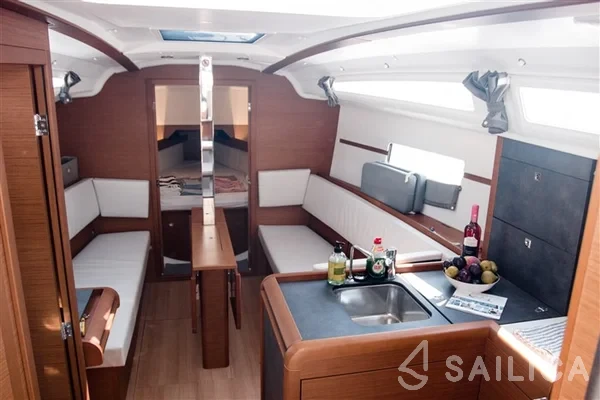 Sun Odyssey 349 - Yacht Charter Sailica