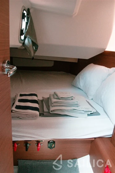 Sun Odyssey 349 - Yacht Charter Sailica