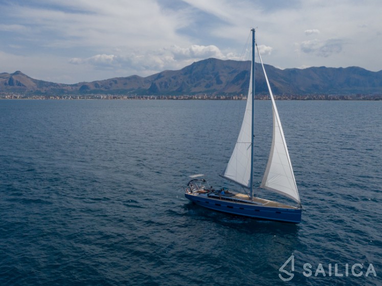 D&D Kufner 54 - Yacht Charter Sailica